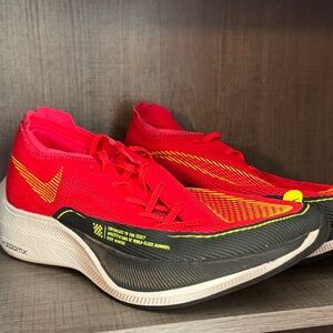 Nike Zoomx Vaporfly Next% 2 Men Size 8 (women’s 9.5)